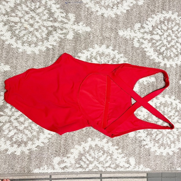 Andie Tulum One Piece Swimsuit Size S Cherry Red Scoop Neck - Picture 8 of 13